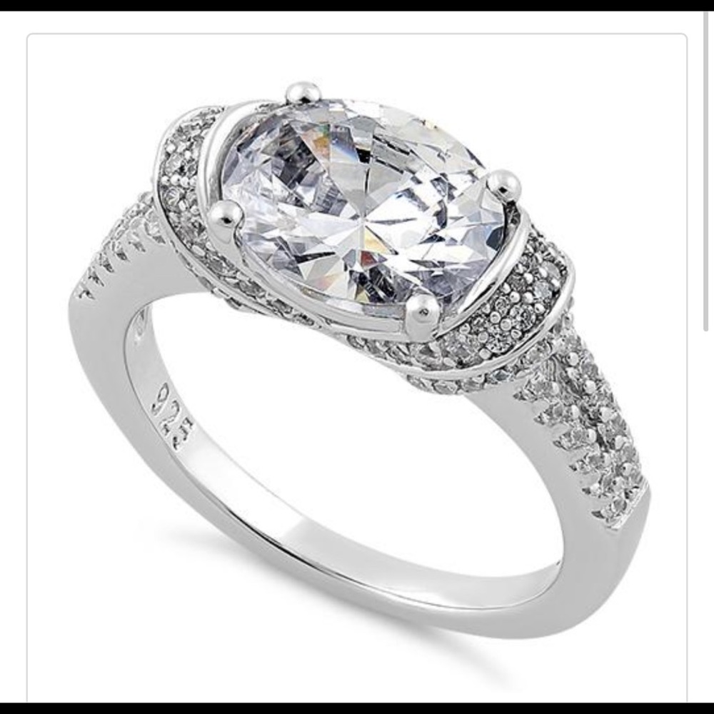 Sterling Silver Extravagant Oval CZ Ring